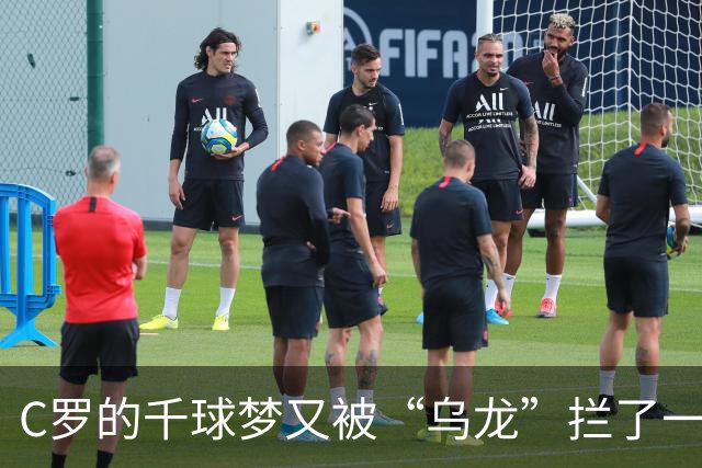 C罗的千球梦又被“乌龙”拦了一把！